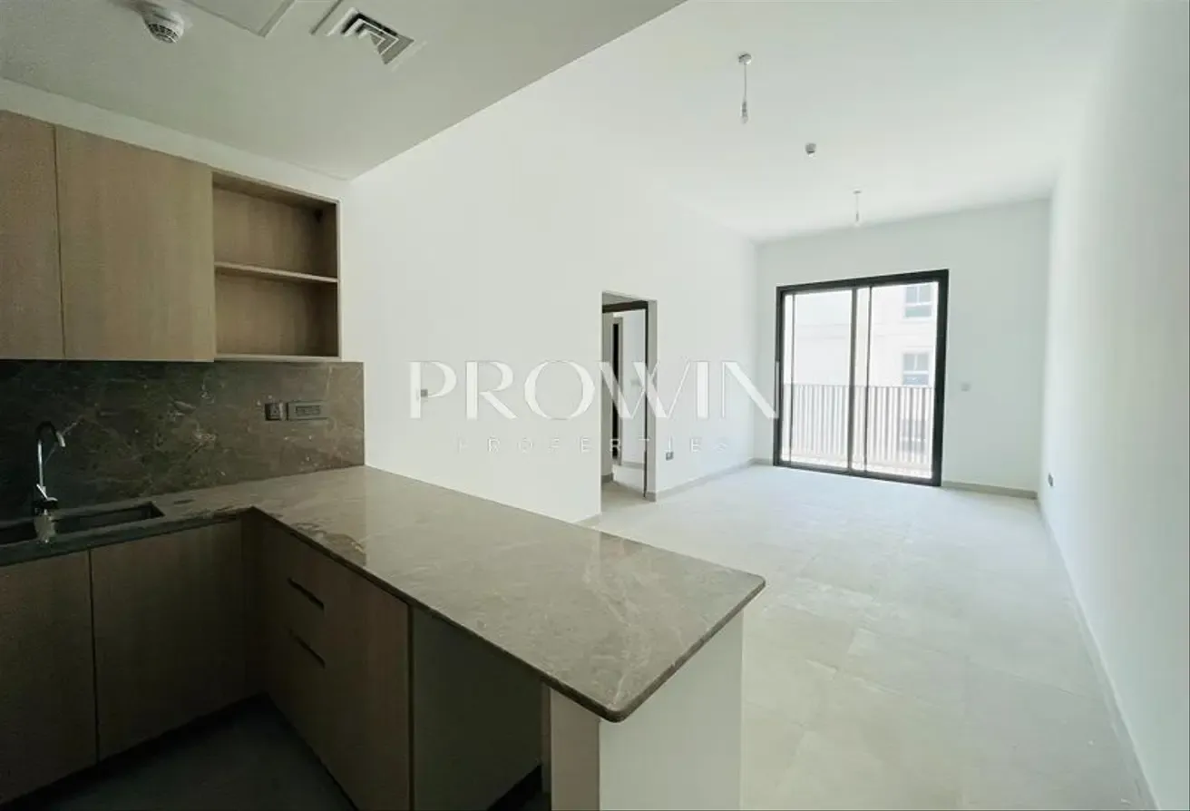 Vacant in Oct | Huge Study | Lowest Price Per Sqft
