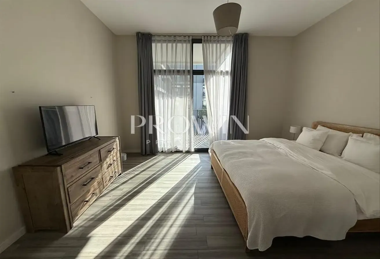 Stunning View | Highest ROI | Spacious Layout