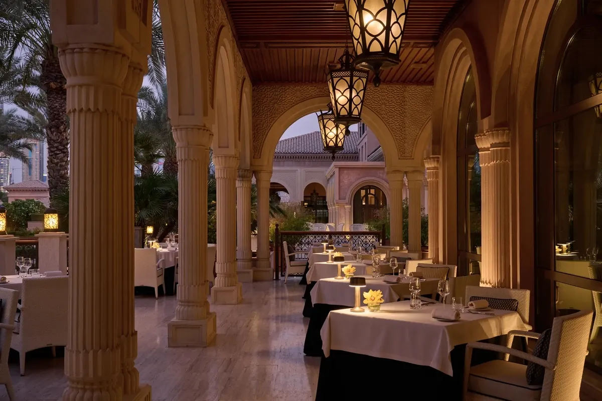 Best Restaurants in Palm Jumeirah: Where to Eat in Style