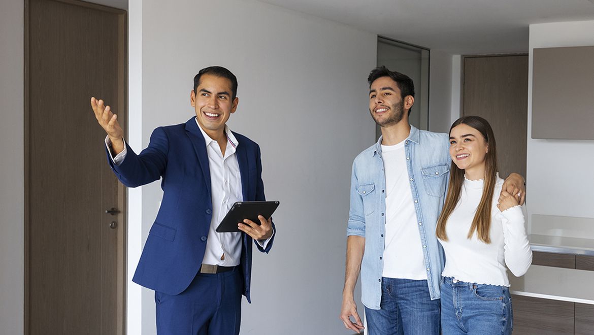 Real Estate Agent