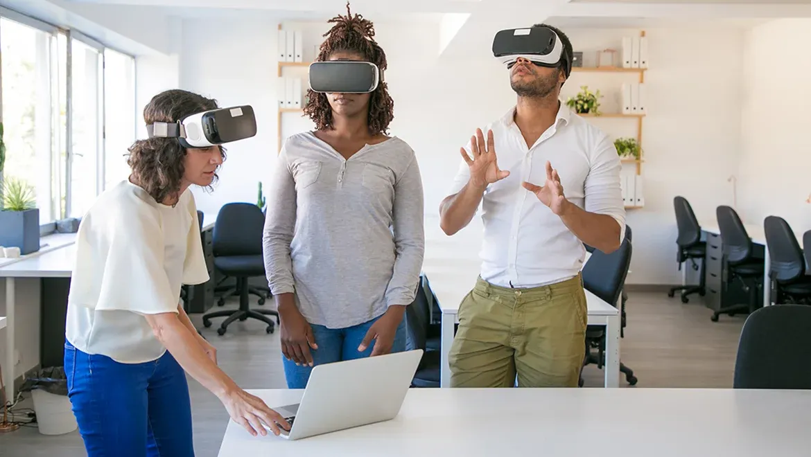 Virtual Reality Assistance